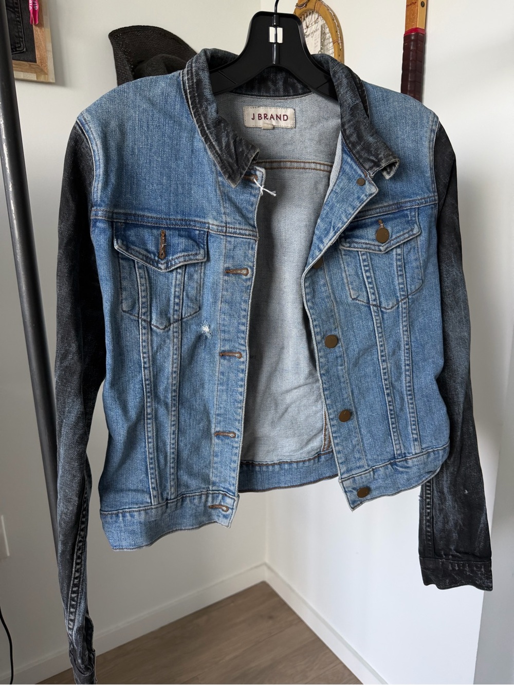 J Brand Contrast-Sleeve Denim Jacket in Blue and Black